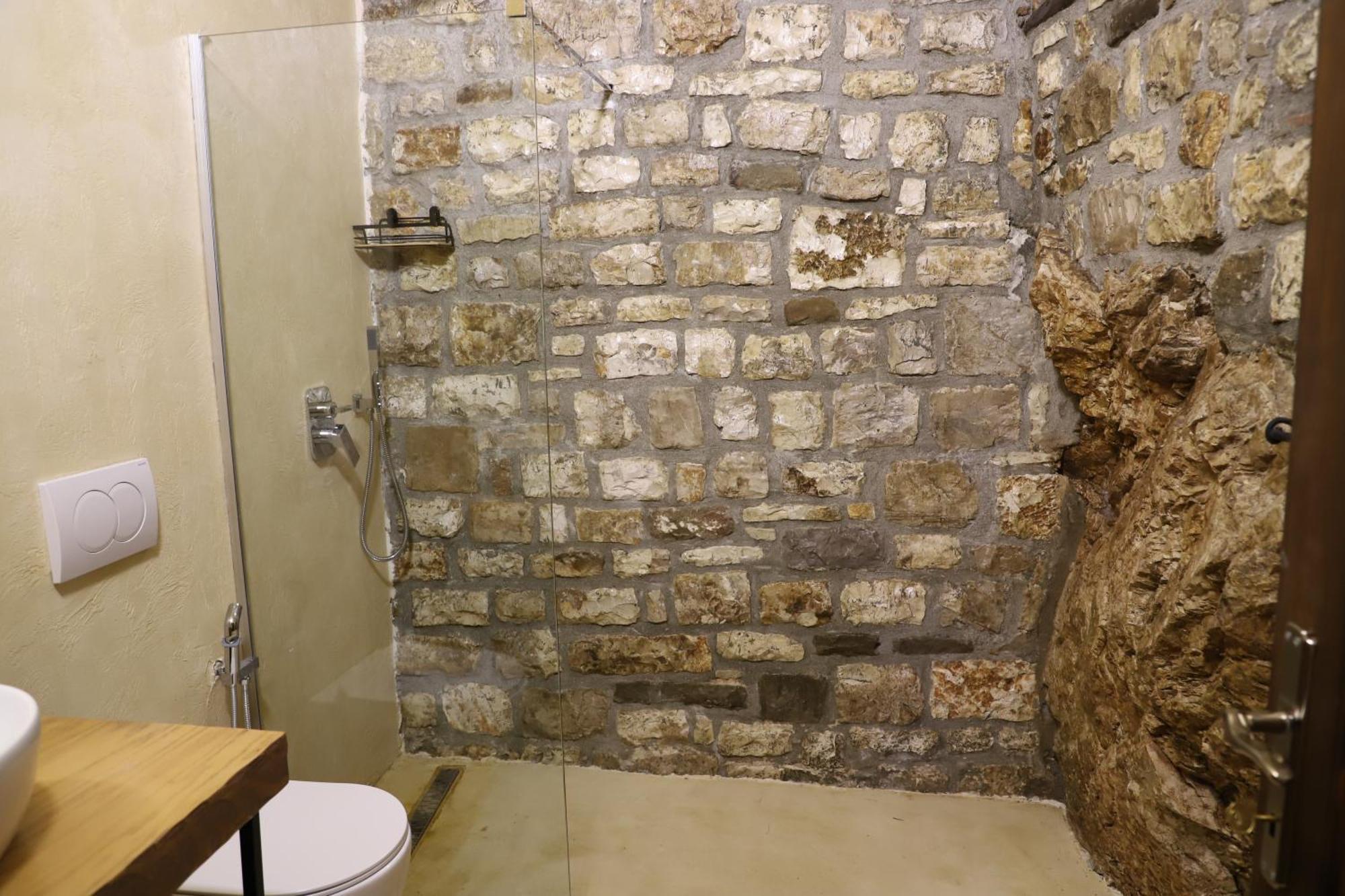 Vila Art Berat Castle Eksteriør billede